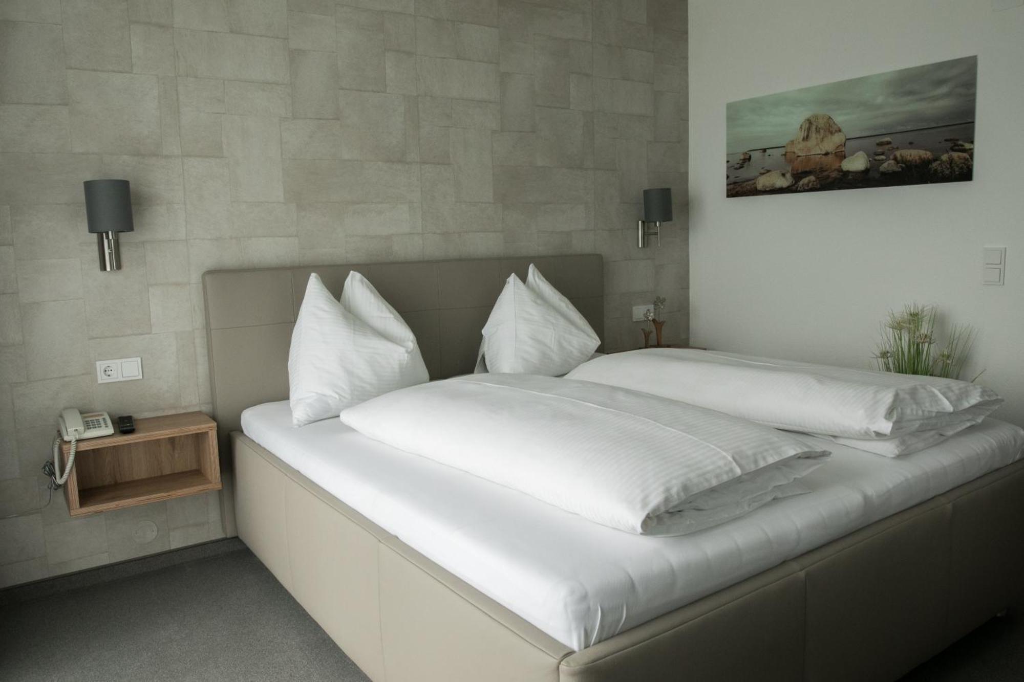 Double Room Lake View Balcony