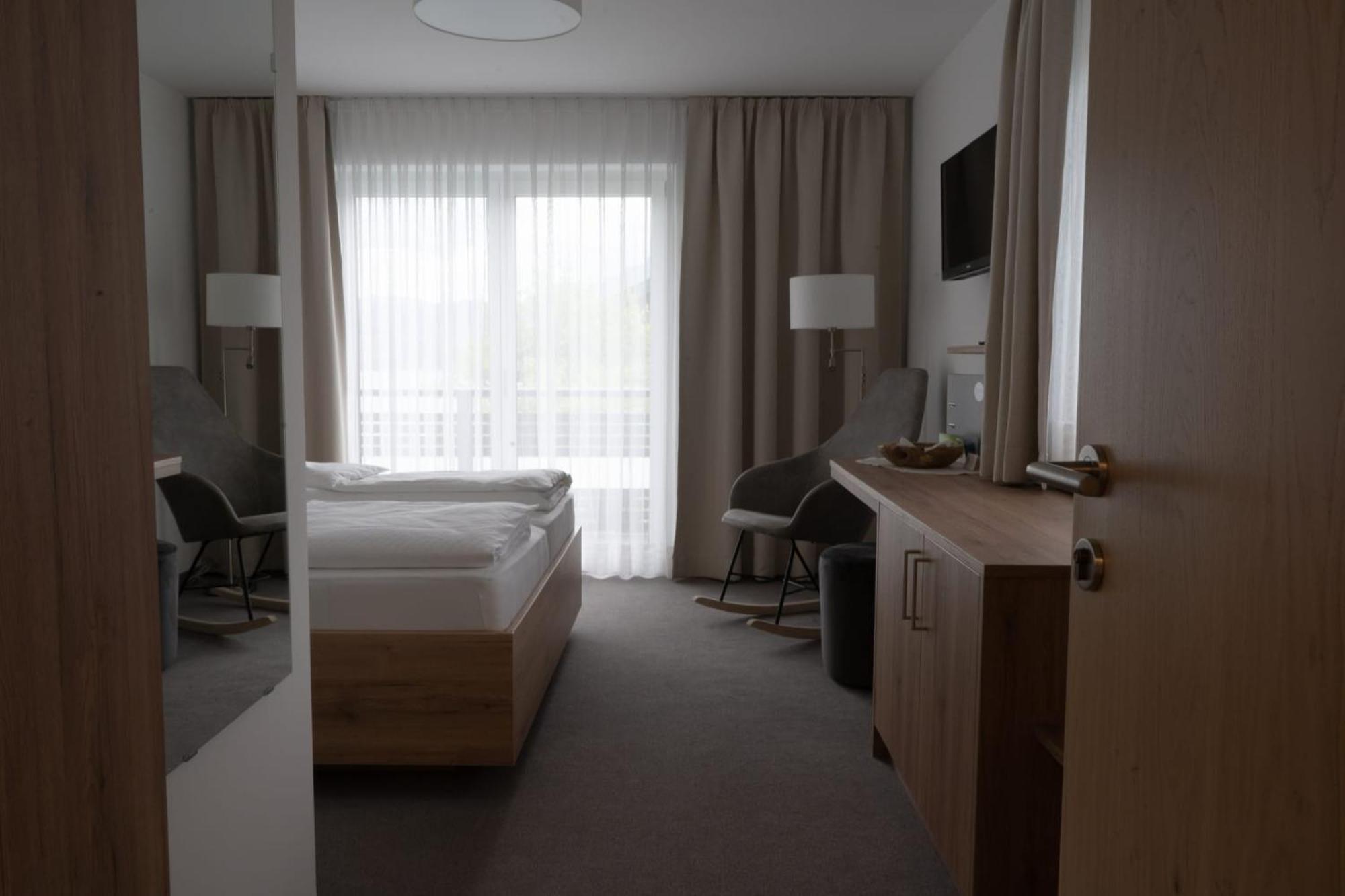 Double Room Lake View Balcony